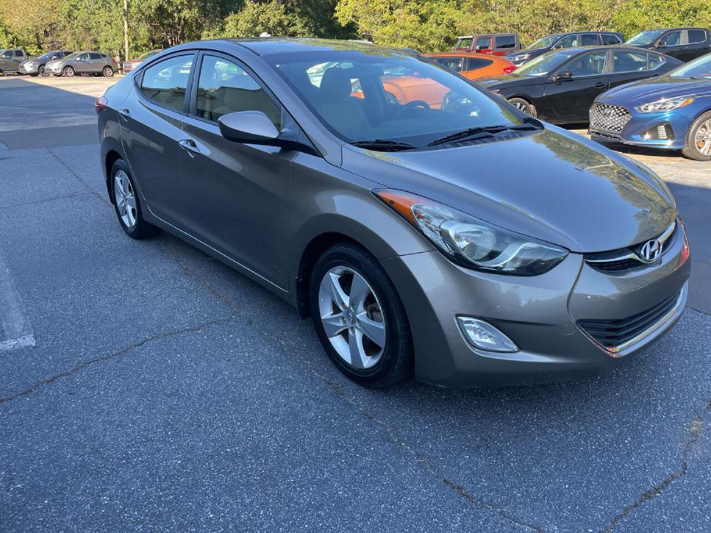 2013 Hyundai Elantra Image 4