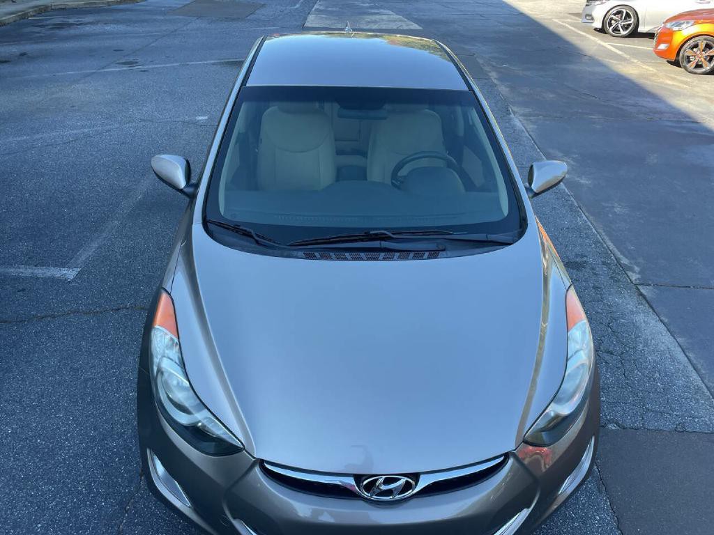 2013 Hyundai Elantra Image 13