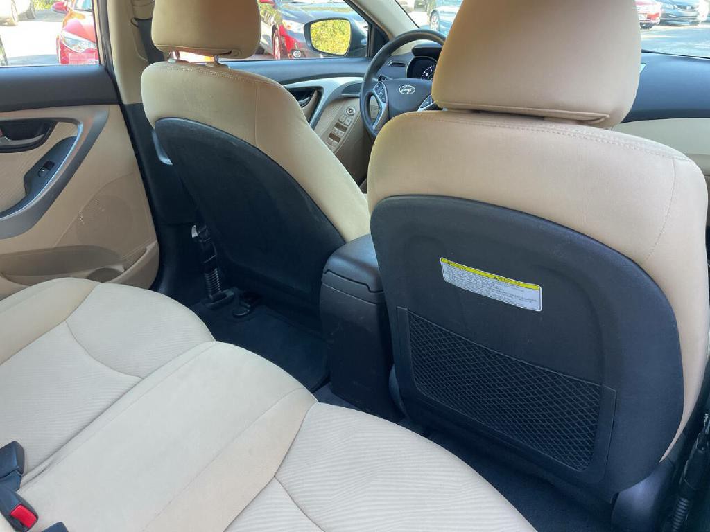2013 Hyundai Elantra Image 27