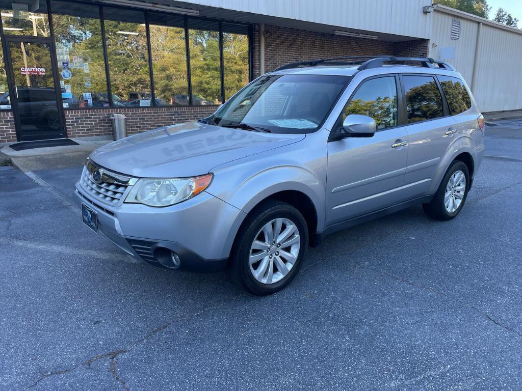 2013 Subaru Forester Image 2