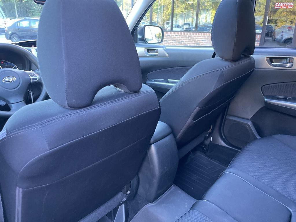 2013 Subaru Forester Image 28