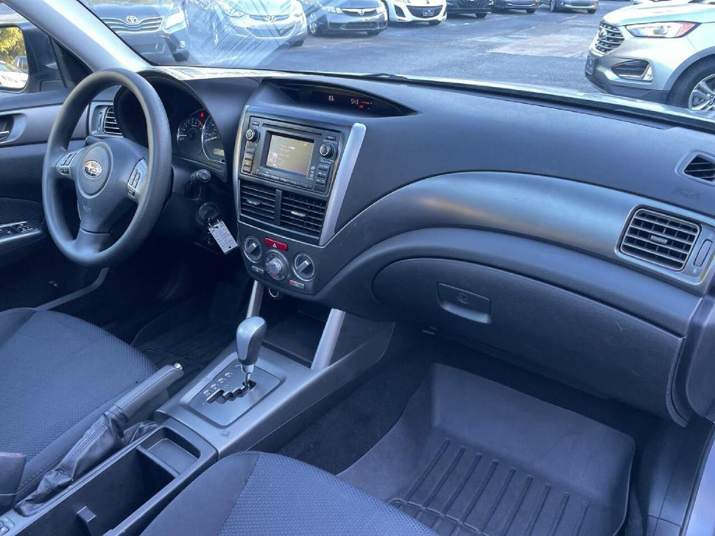 2013 Subaru Forester Image 32