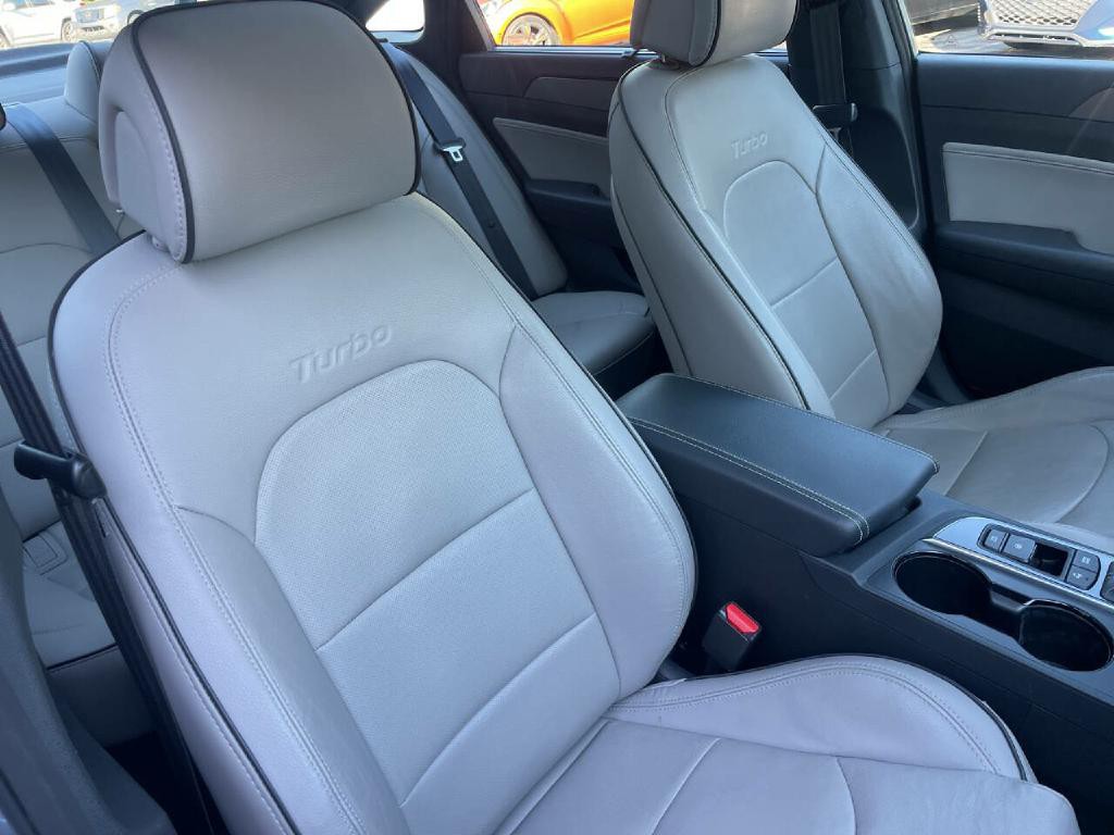 2015 Hyundai Sonata Image 32