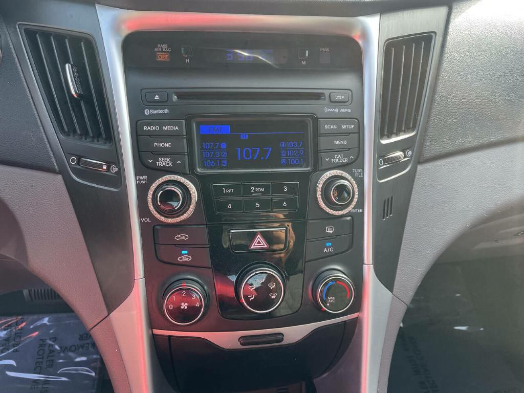 2014 Hyundai Sonata Image 12