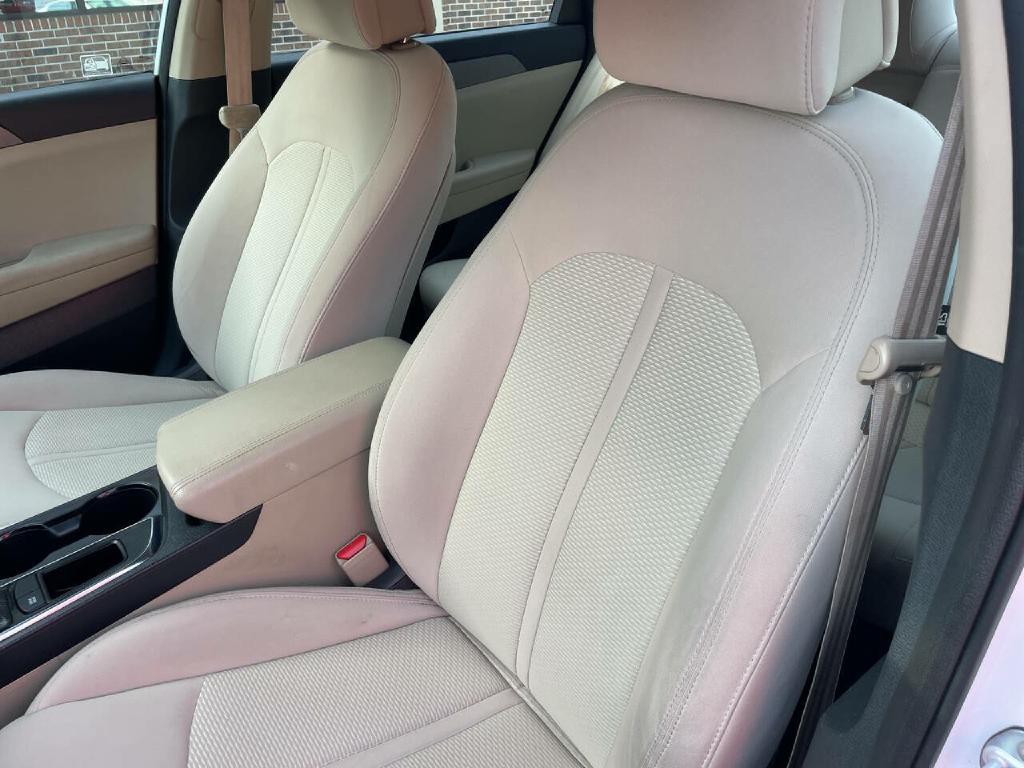 2016 Hyundai Sonata Image 12