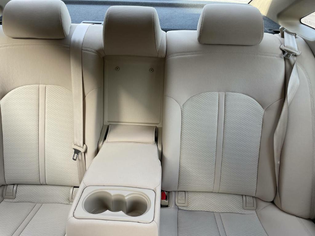 2016 Hyundai Sonata Image 20