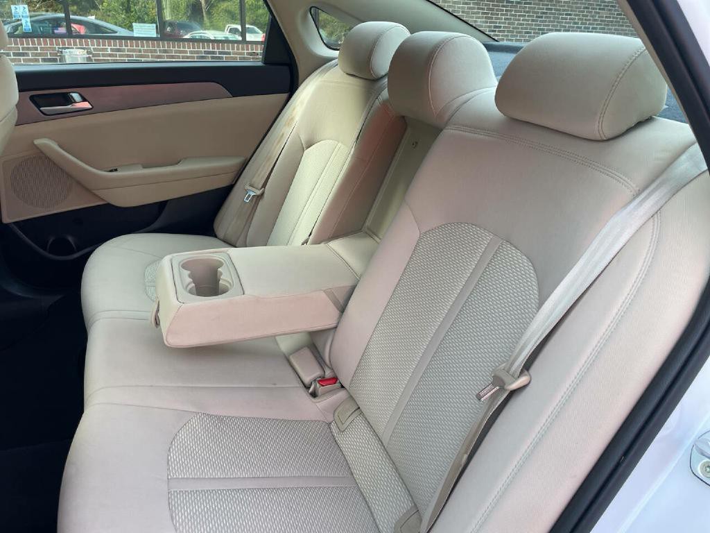2016 Hyundai Sonata Image 21