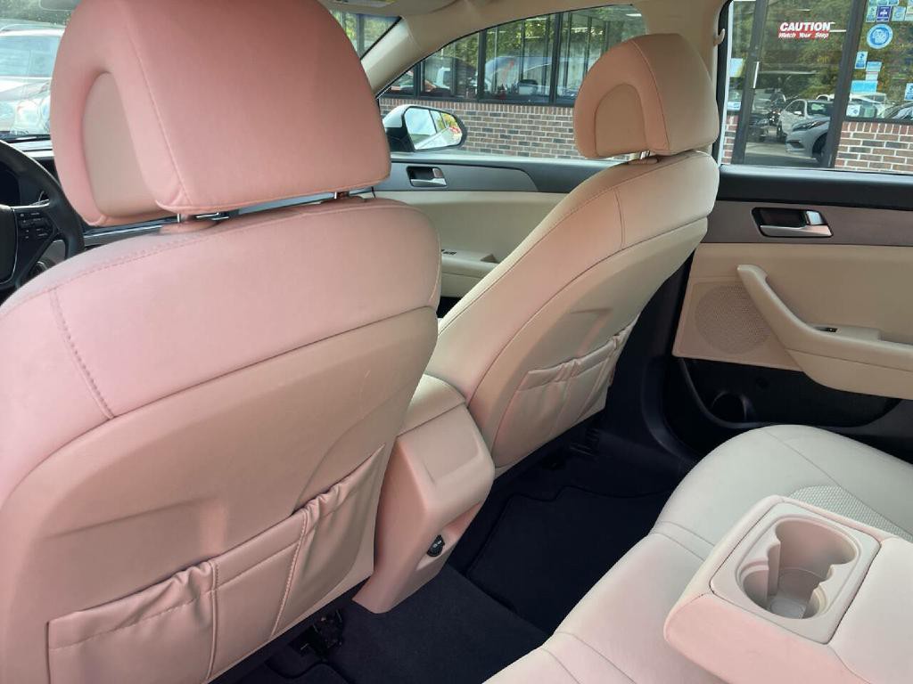 2016 Hyundai Sonata Image 22