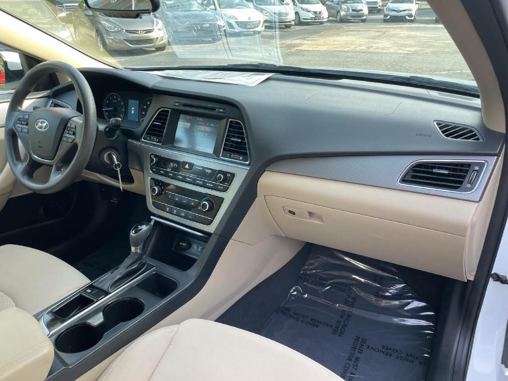2016 Hyundai Sonata Image 29