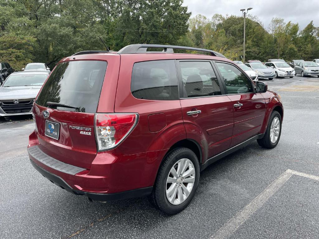 2013 Subaru Forester Image 6
