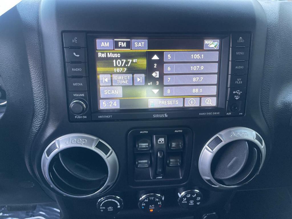 2017 Jeep Wrangler Unlimited Image 15