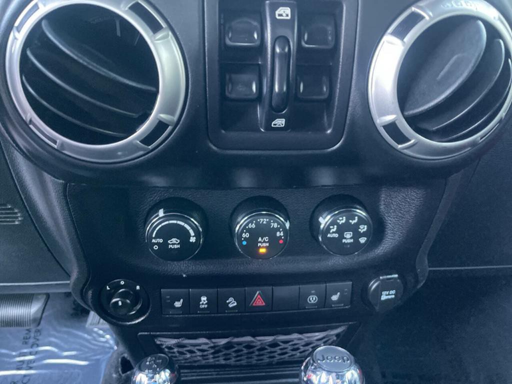 2017 Jeep Wrangler Unlimited Image 16