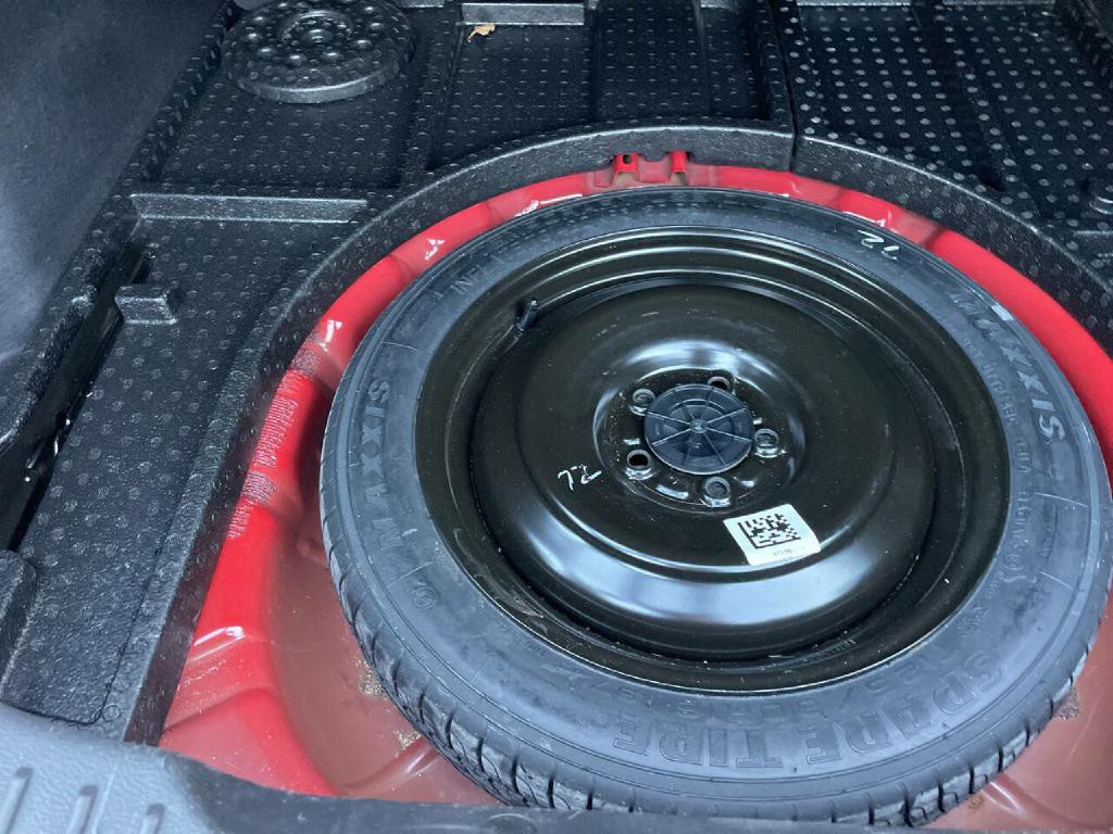 2017 Ford Focus Image 32