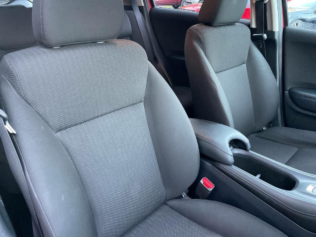 2017 Honda HR-V Image 31