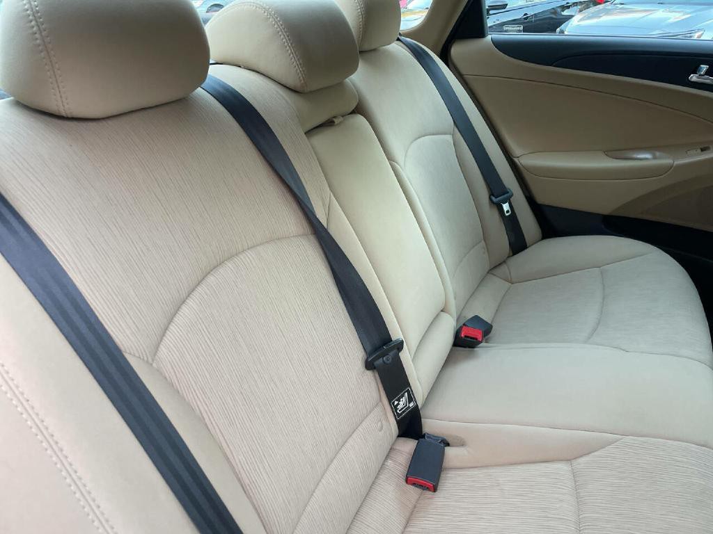 2014 Hyundai Sonata Image 24
