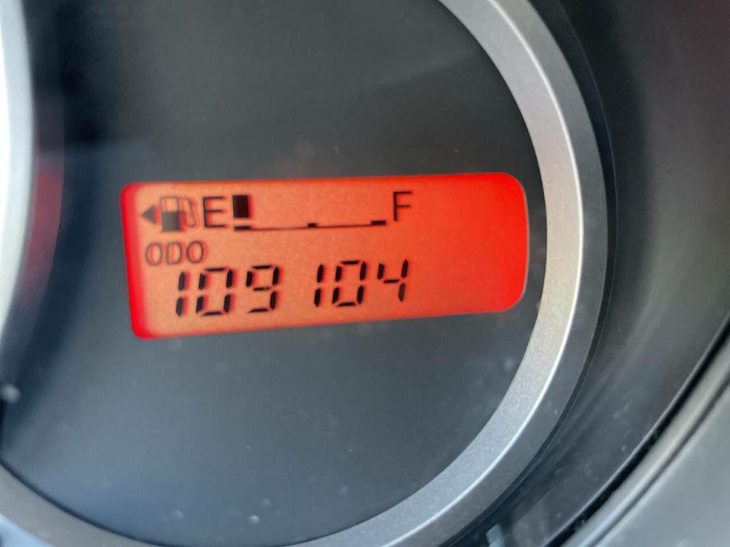 2012 Mazda Mazda2 Image 15