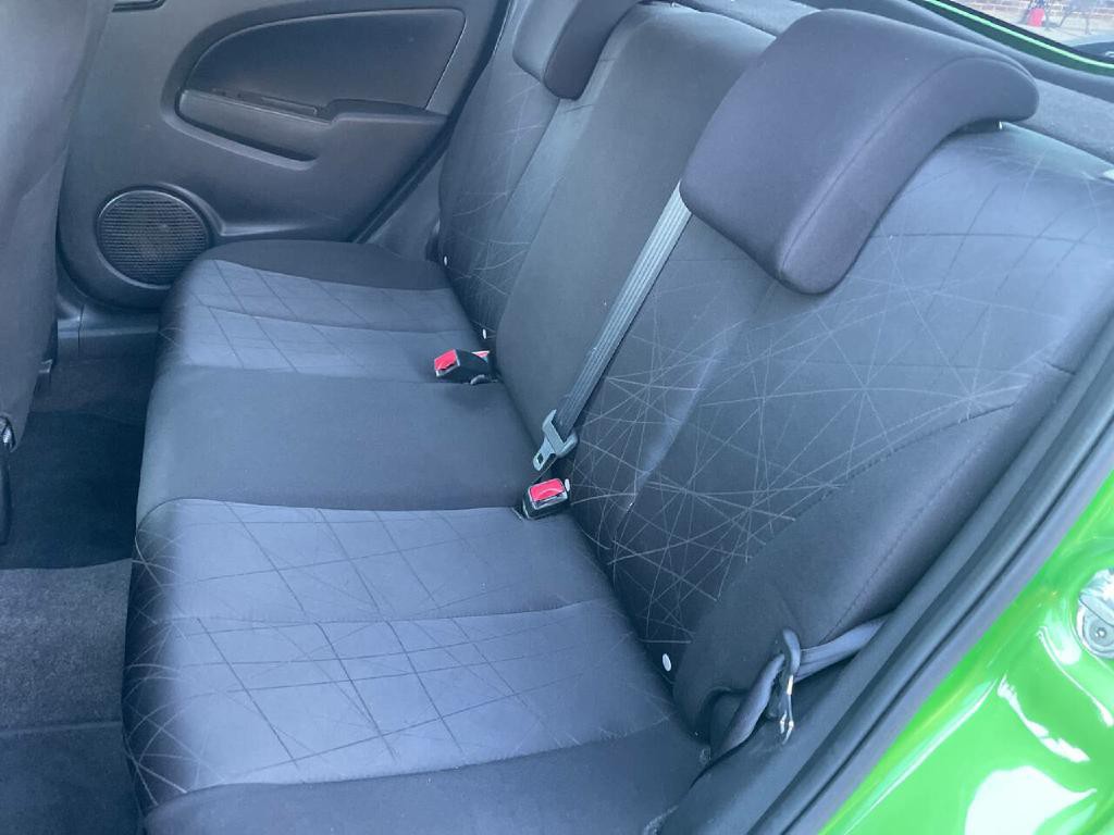 2012 Mazda Mazda2 Image 21