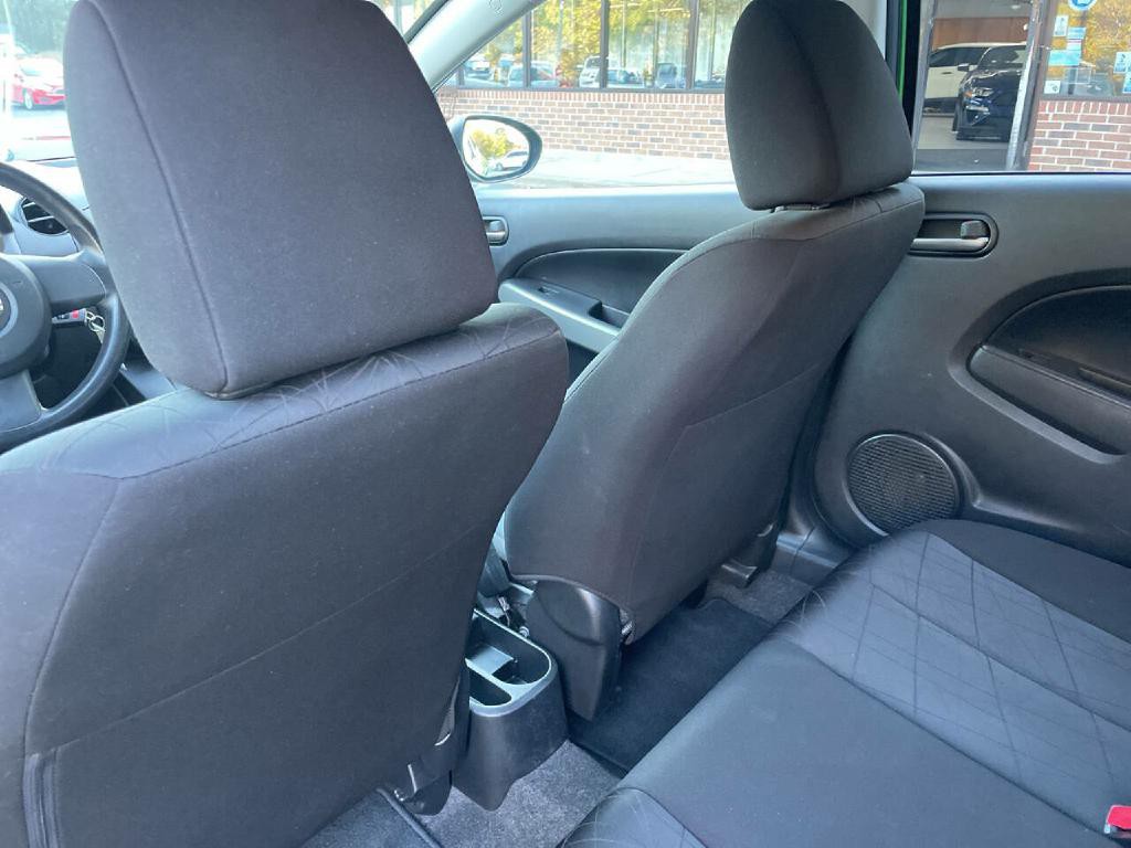 2012 Mazda Mazda2 Image 22