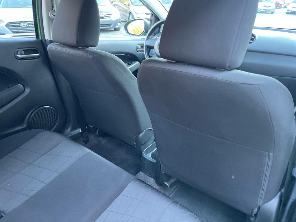 2012 Mazda Mazda2 Image 24