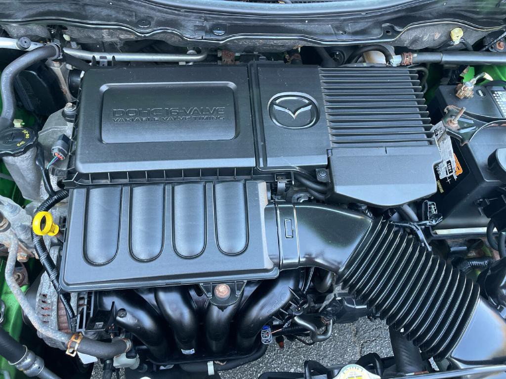 2012 Mazda Mazda2 Image 31