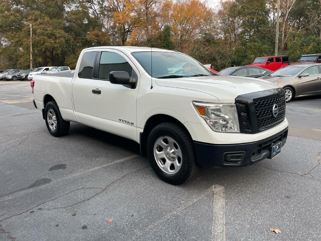 2019 Nissan Titan Image 4
