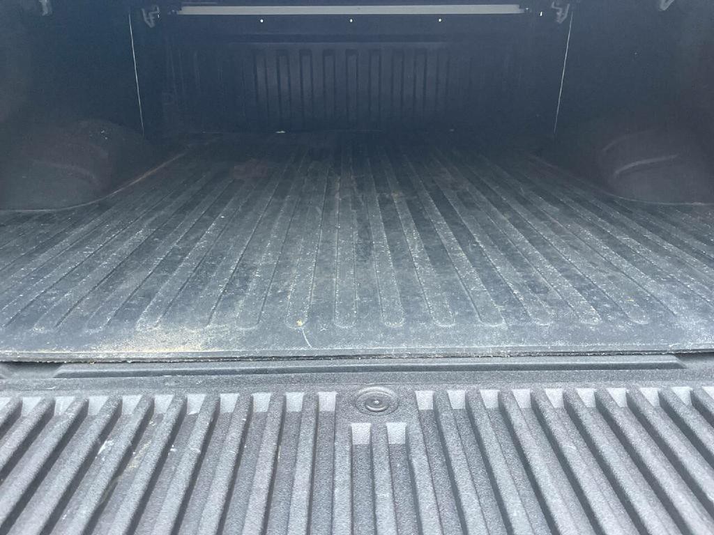 2019 Nissan Titan Image 28