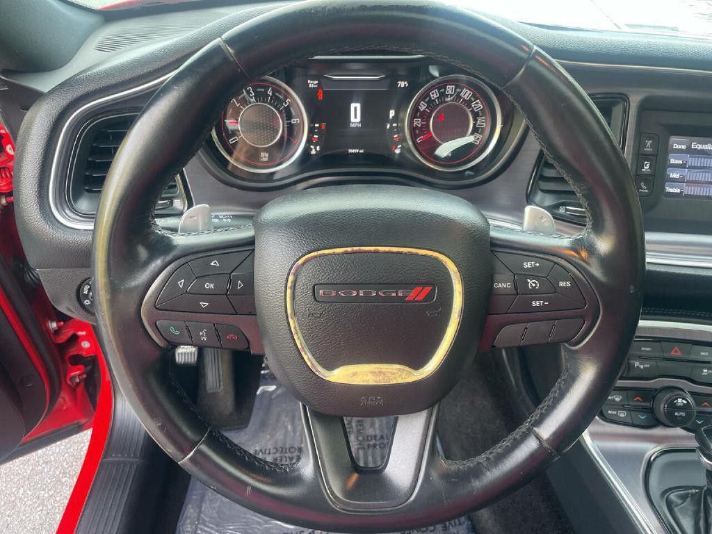 2015 Dodge Challenger Image 12