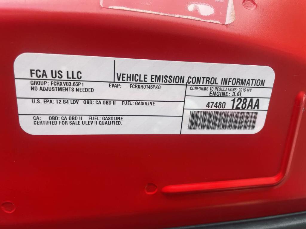 2015 Dodge Challenger Image 29