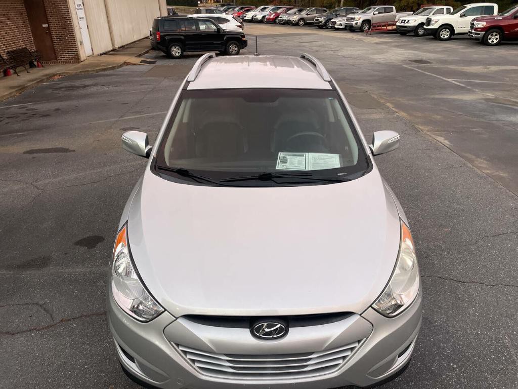 2012 Hyundai Tucson Image 11