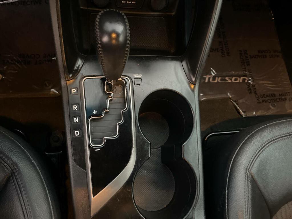 2012 Hyundai Tucson Image 20