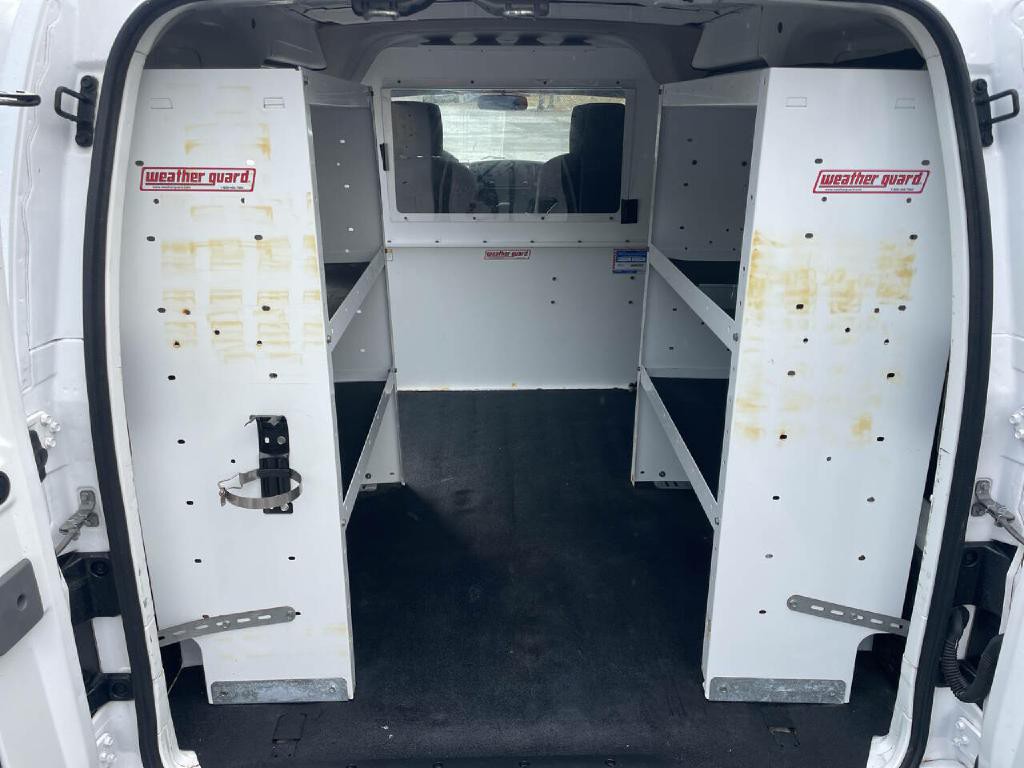 2017 Nissan NV200 Image 20