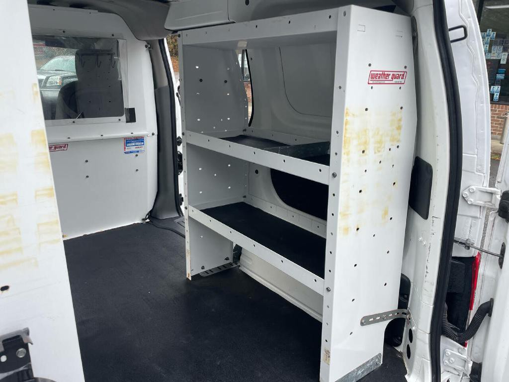 2017 Nissan NV200 Image 23