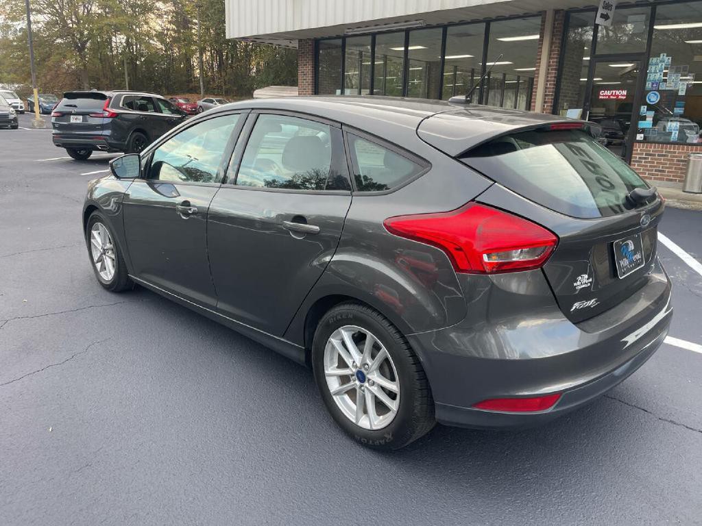 2016 Ford Focus Image 10