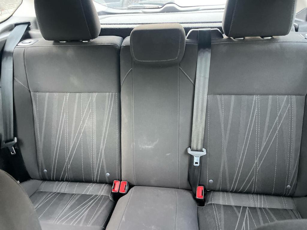 2016 Ford Focus Image 21