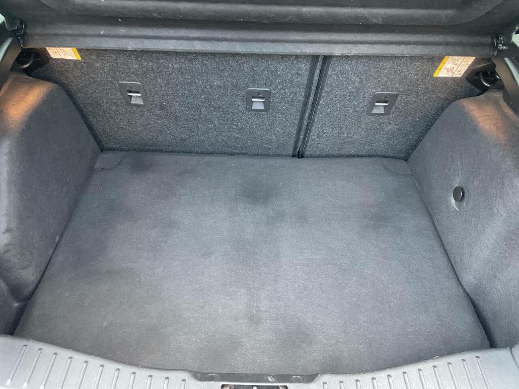 2016 Ford Focus Image 30