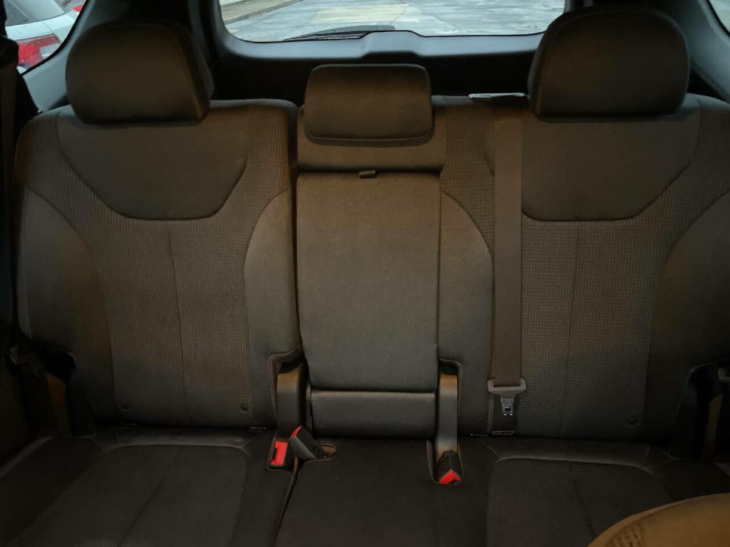 2020 Hyundai Santa Fe Image 21