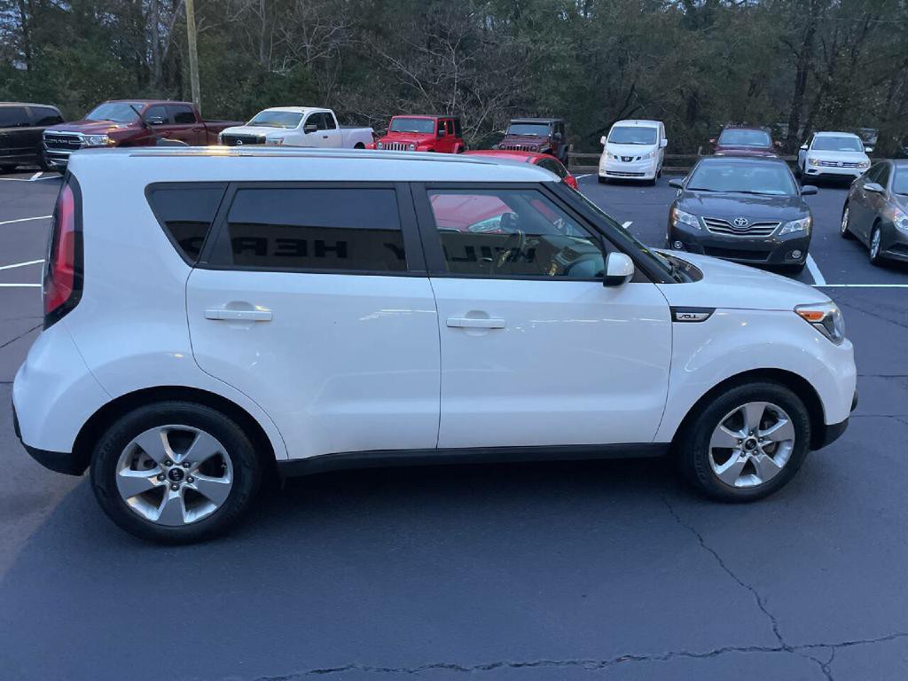 2017 Kia Soul Image 5