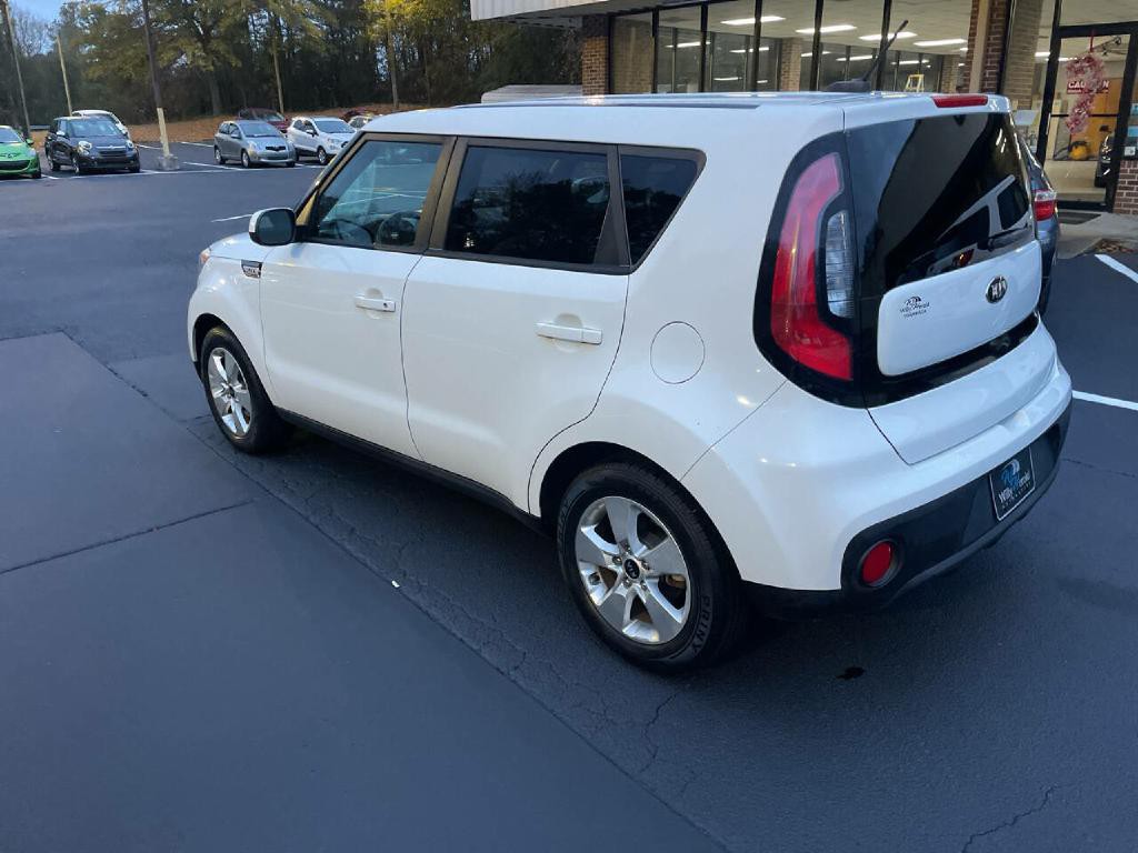 2017 Kia Soul Image 8