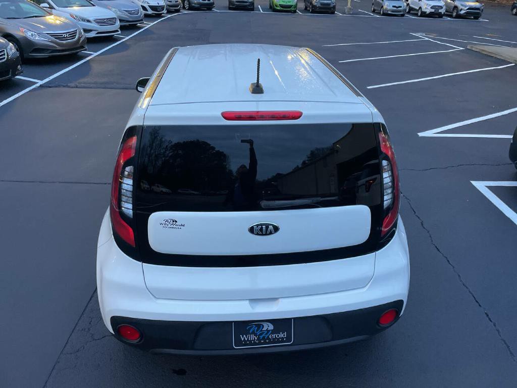 2017 Kia Soul Image 9