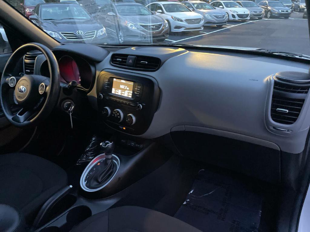 2017 Kia Soul Image 25