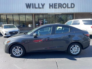 Image for 2017 Toyota Yaris Base ID: 7067138