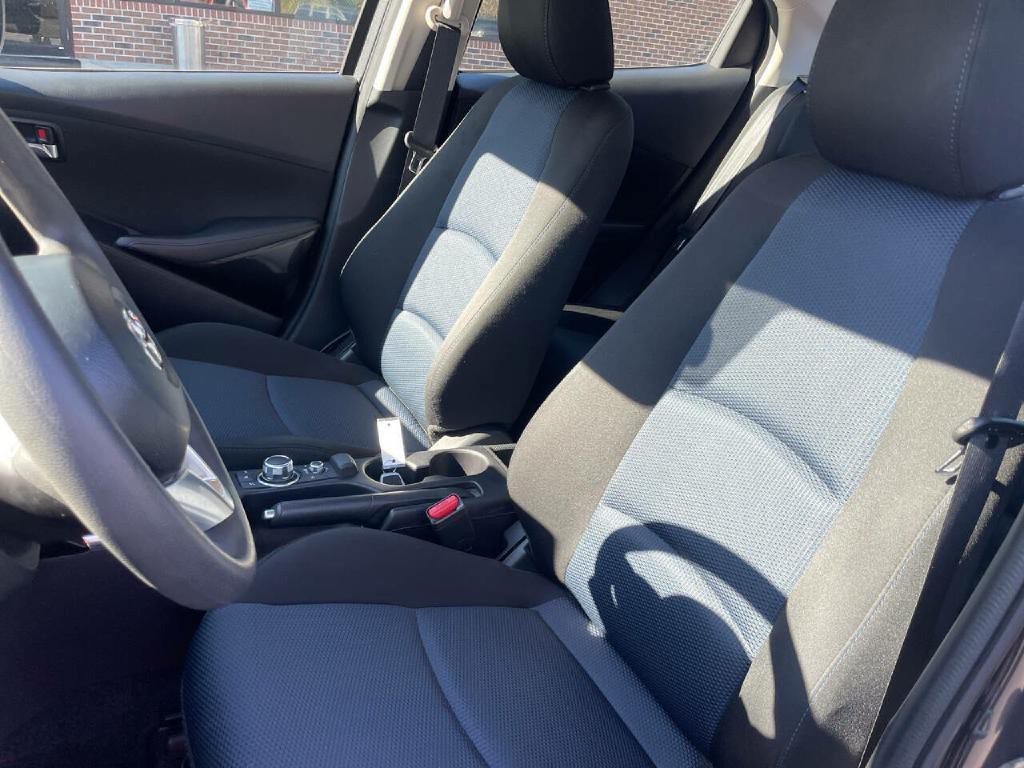 2017 Toyota Yaris Image 14