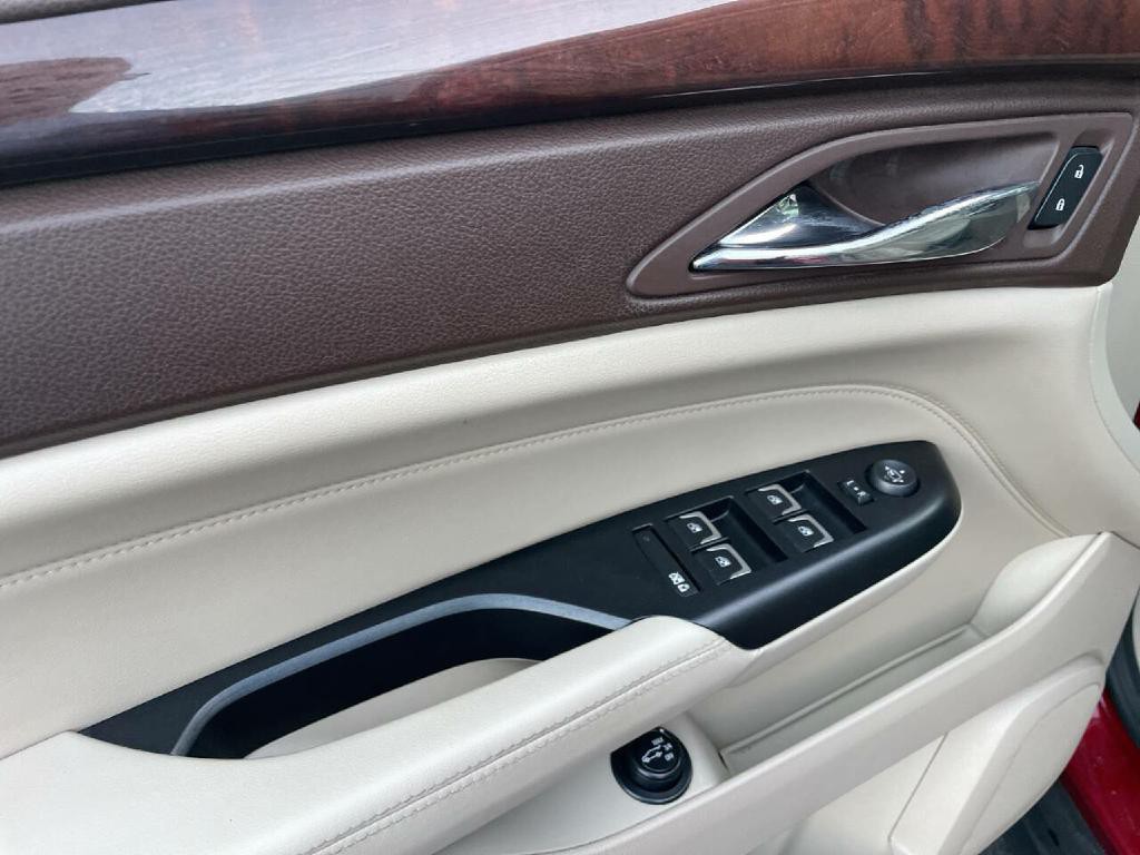 2015 Cadillac SRX Image 11