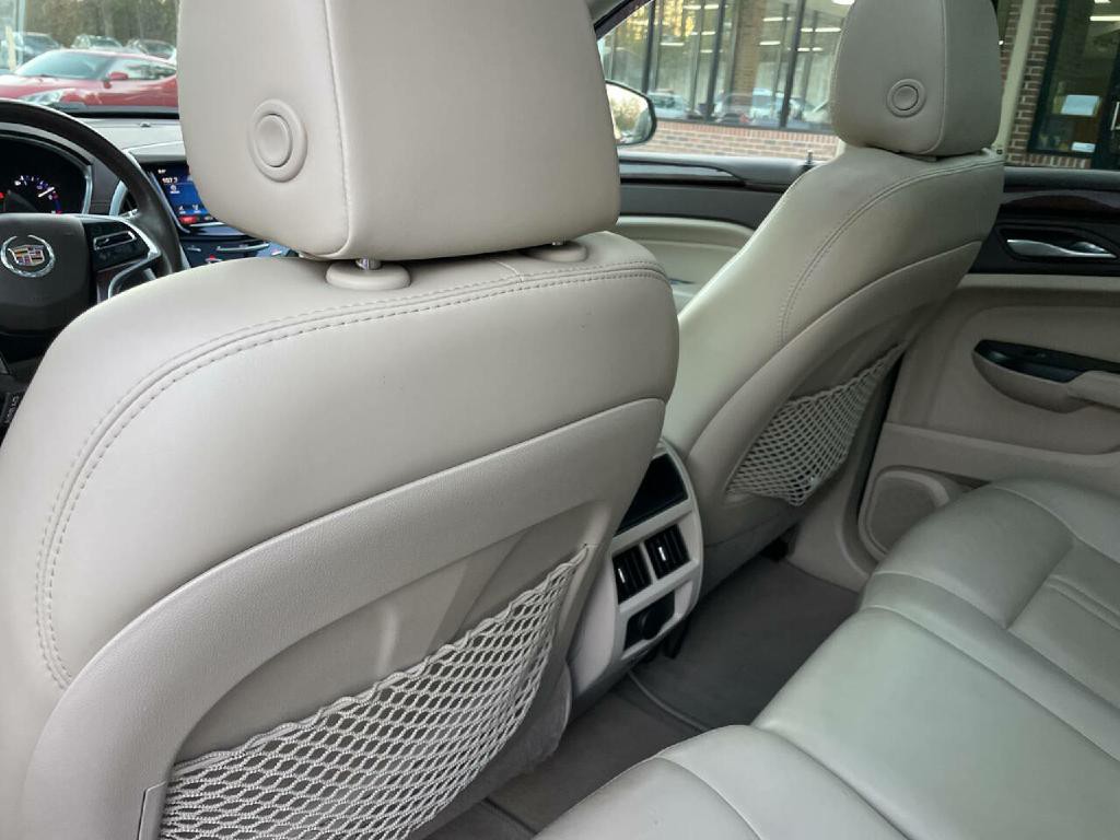 2015 Cadillac SRX Image 21