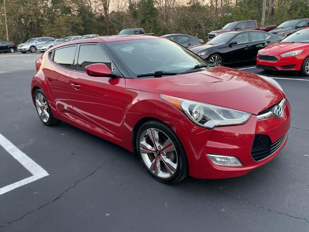 2017 Hyundai Veloster Image 4