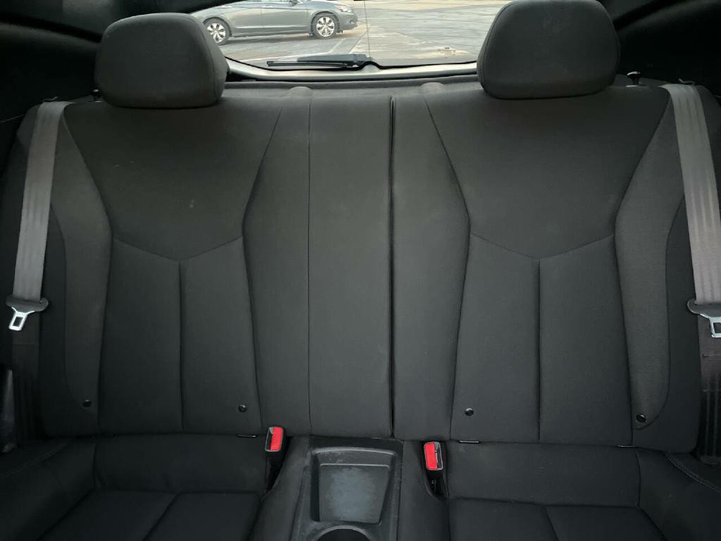 2017 Hyundai Veloster Image 20