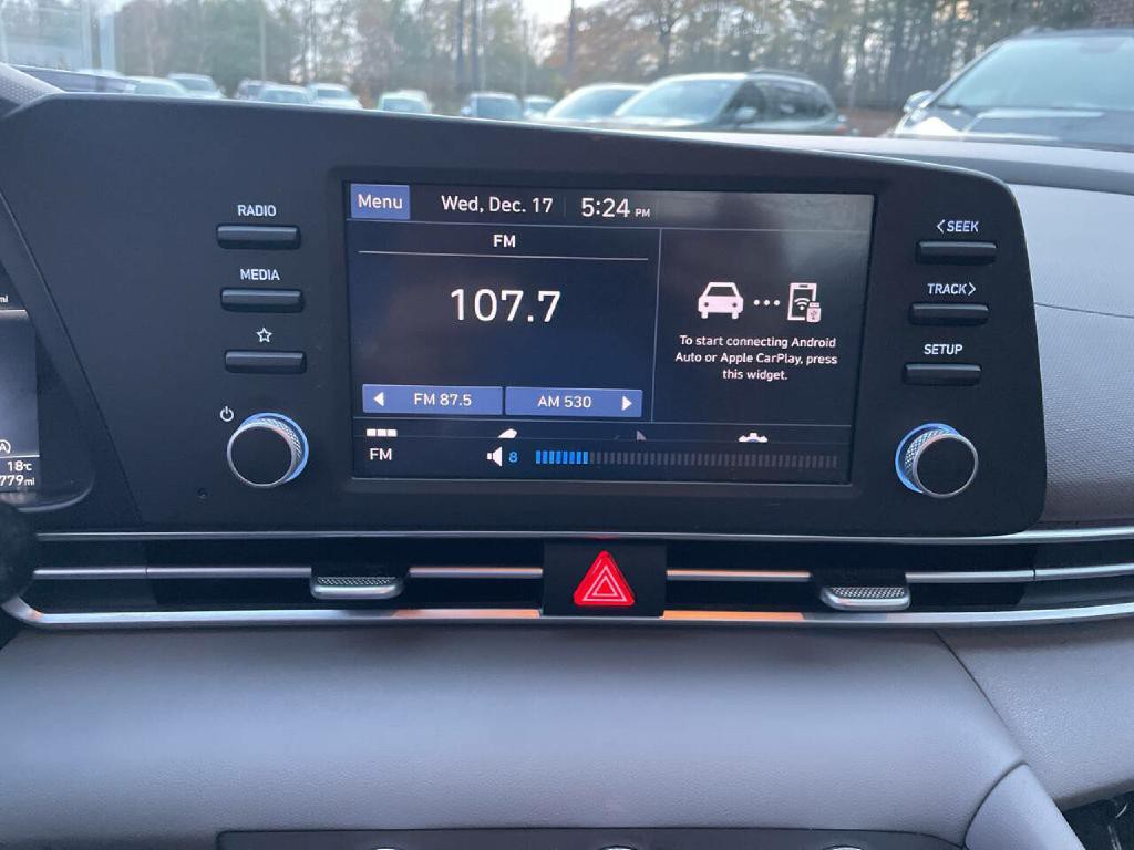 2023 Hyundai Elantra Image 16