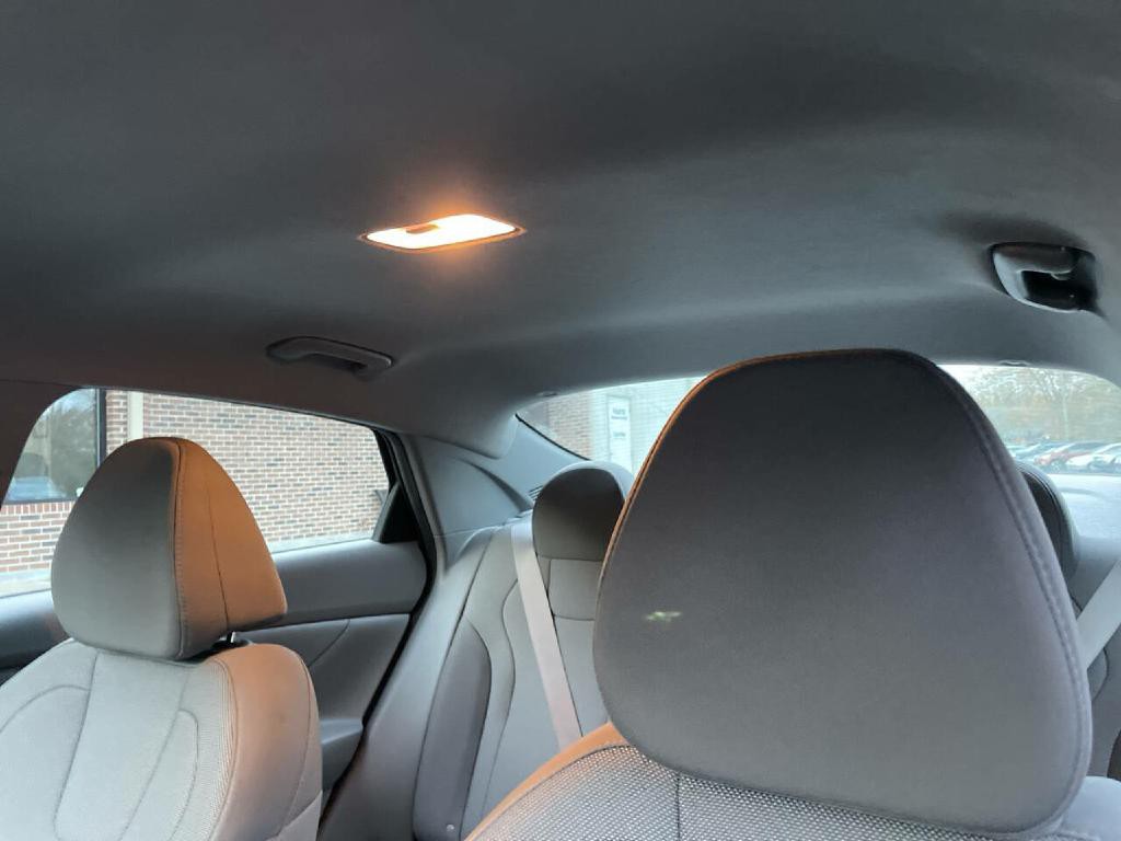 2023 Hyundai Elantra Image 20