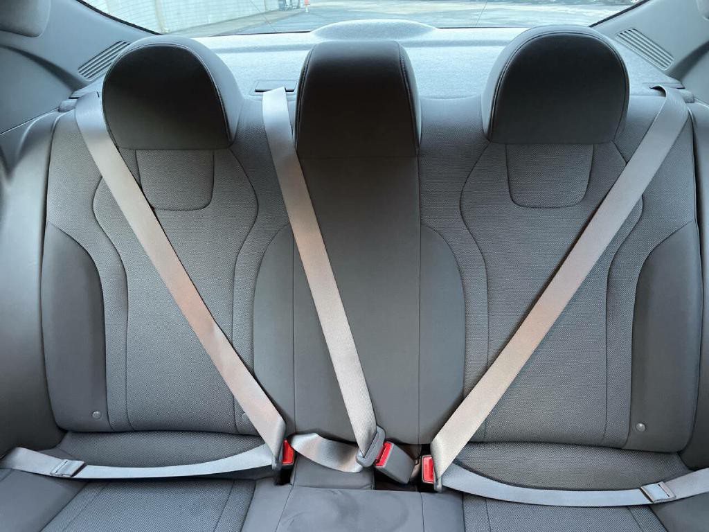 2023 Hyundai Elantra Image 21