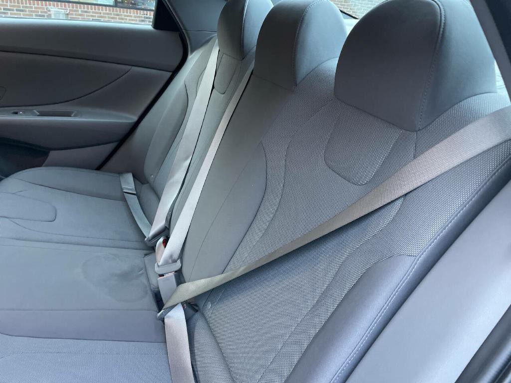 2023 Hyundai Elantra Image 22